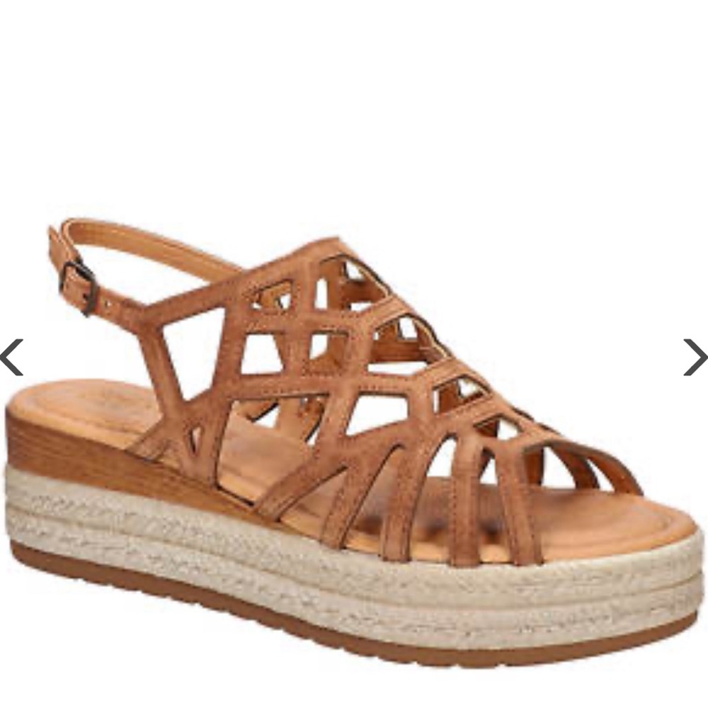 Bella Vita Women's Zip-Italy Platform Sandal Flat